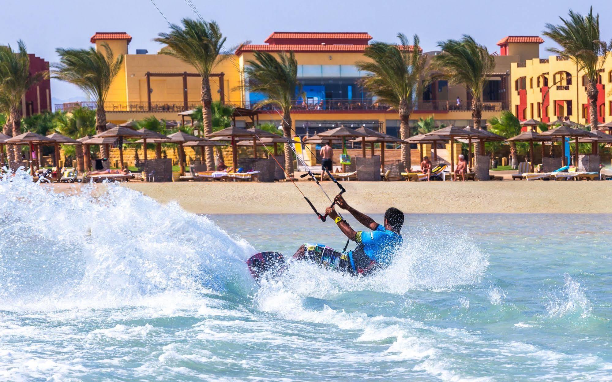 Royal Tulip Beach Resort Marsa Alam Exterior photo